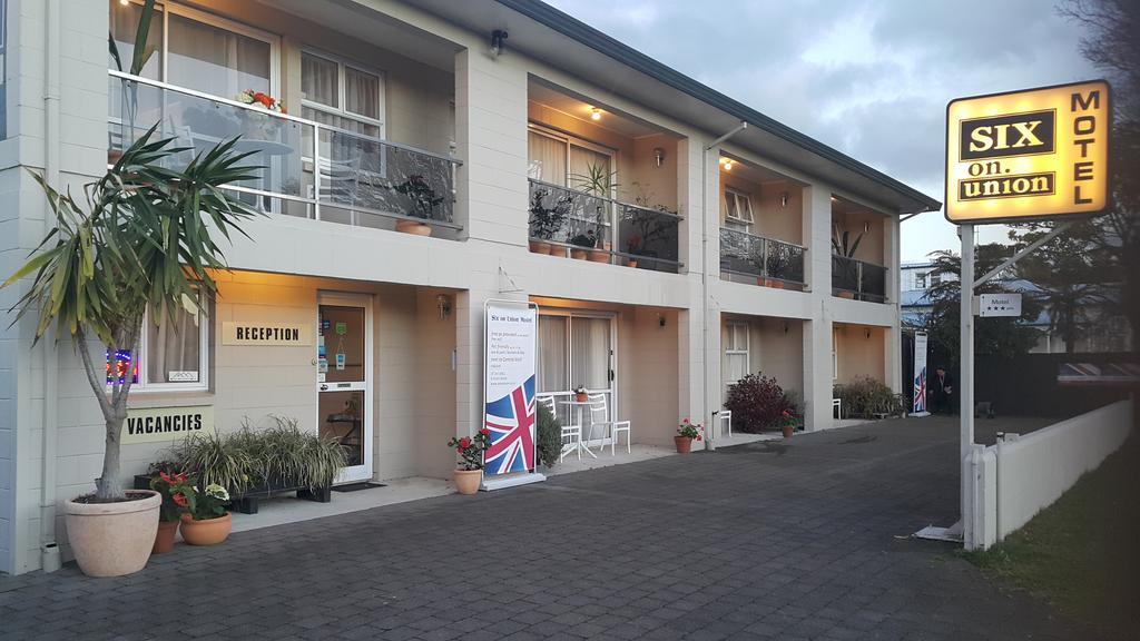 Six On Union Motel Rotorua Exterior foto