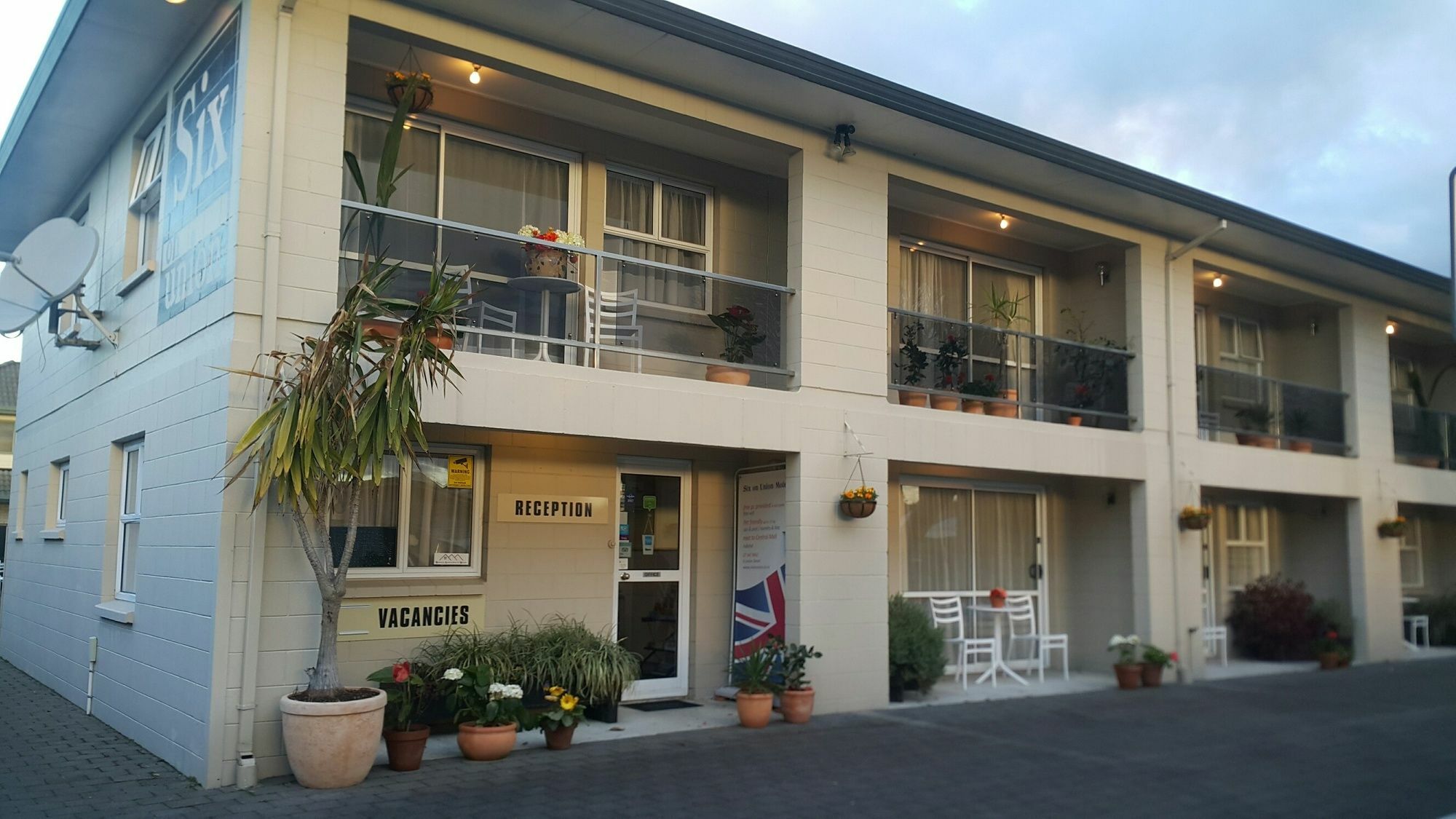 Six On Union Motel Rotorua Exterior foto